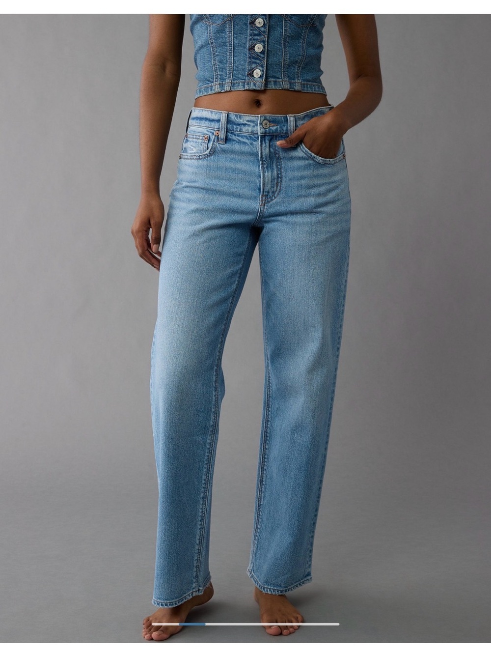 American Eagle Stovepipe Light Blue Denim Jeans